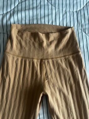 Aerie Ribbed High-Waist Leggings in yellow/orange
